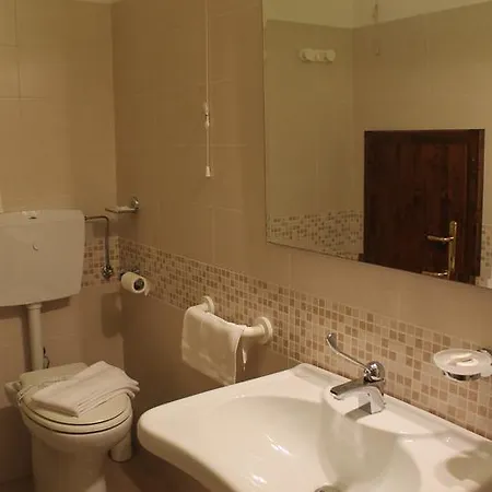 Agriturismo Le Casette Фермерский дом Кастельветро-ди-Модена